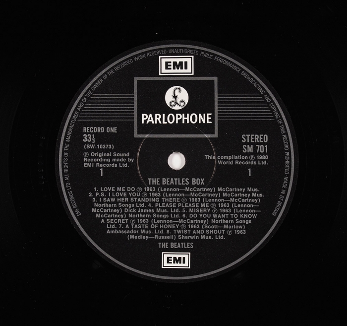 [В открытую продажу не поступал] Коллекционное издание «The Beatles Box». Англия: Parlophone; World Records, 1980.