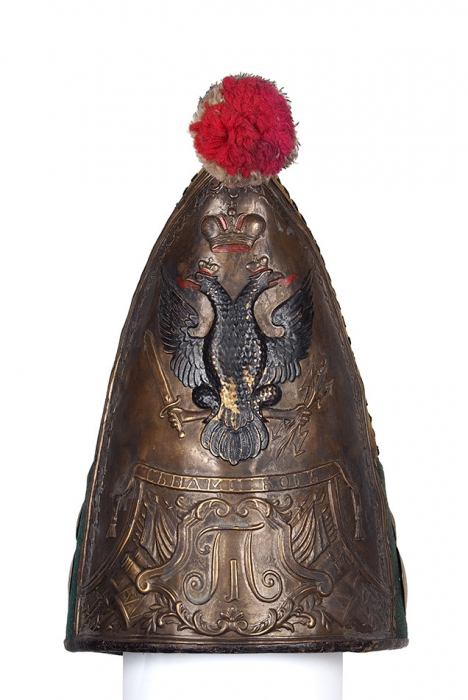 Гренадерская шапка эпохи Павла I с помпоном и тремя накладными гренадами. Россия, 1796-1801.